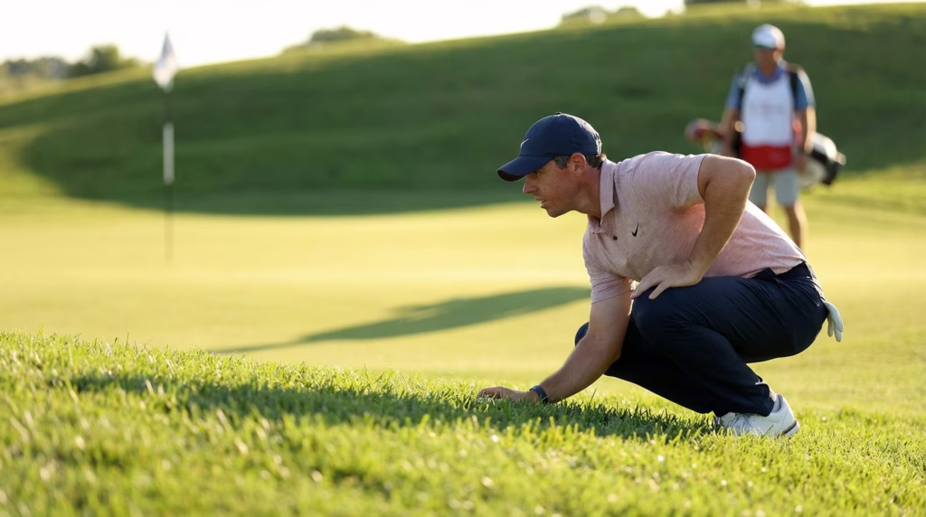 how to read greens break and slope from low side