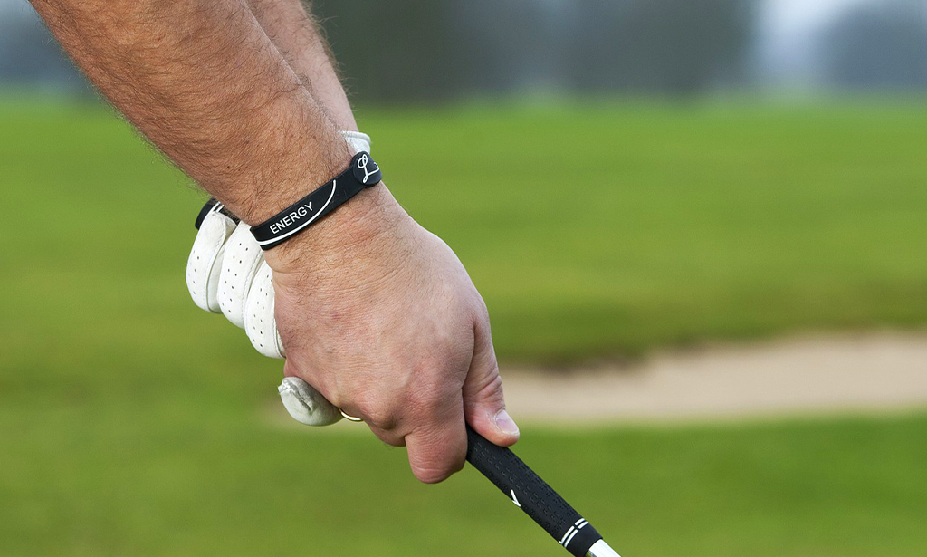 A Strong, Neutral & Weak Golf Grip